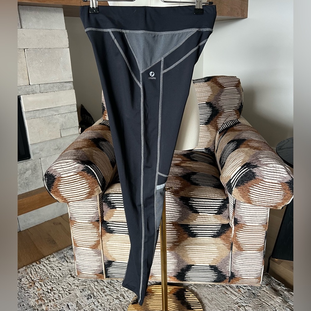 Oiselle Contrast Stitch Leggings